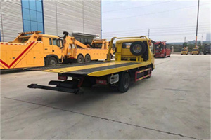 襄城非事故拖车